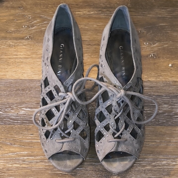 Gianni Bini Charcoal Lace-Up Wedges - Picture 7 of 8